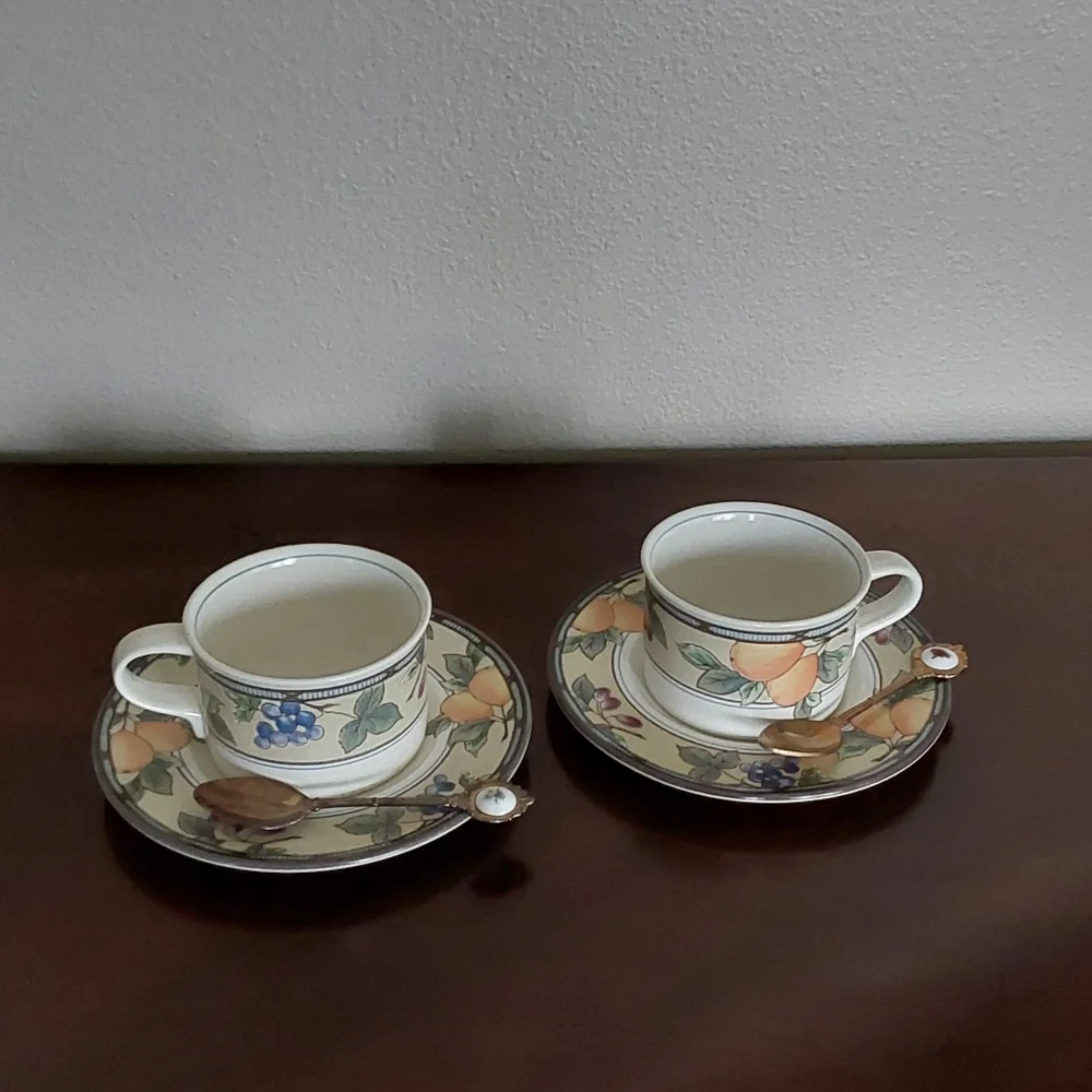 The MIKASA‎ Intaglio CAC29 Garden Harvest Tea Cups & Teaspoon for Two